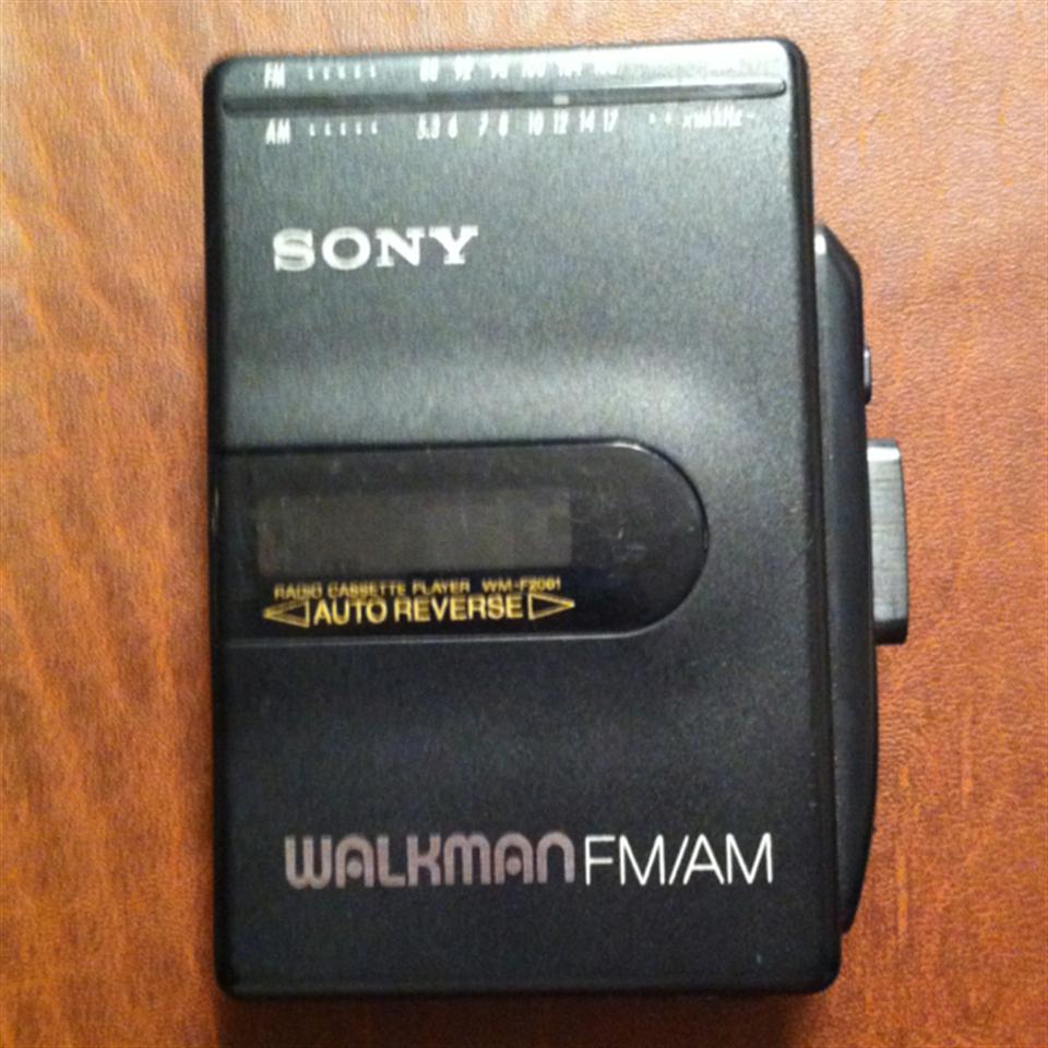 Sony Walkman With Radio collected in Old Electronics by Jon Wagner